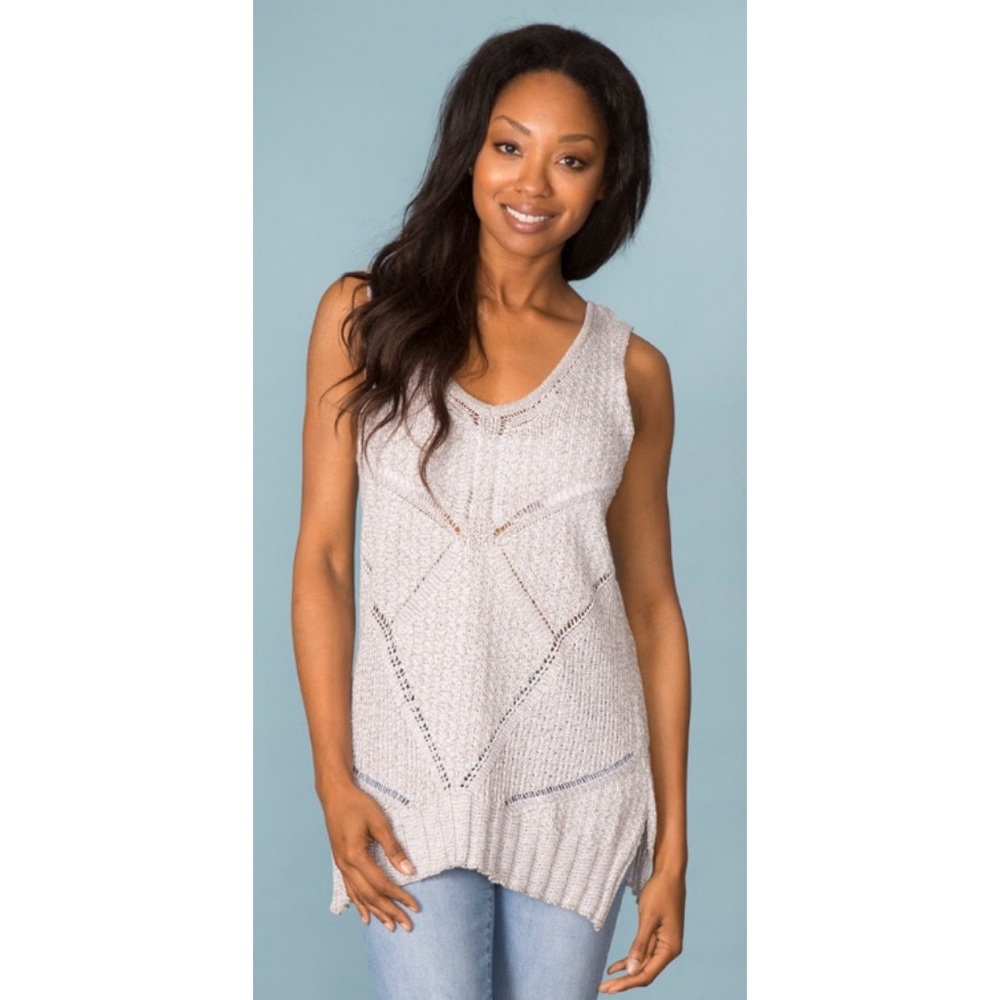 Simply Noelle Weave With Me Sleeveless Top…